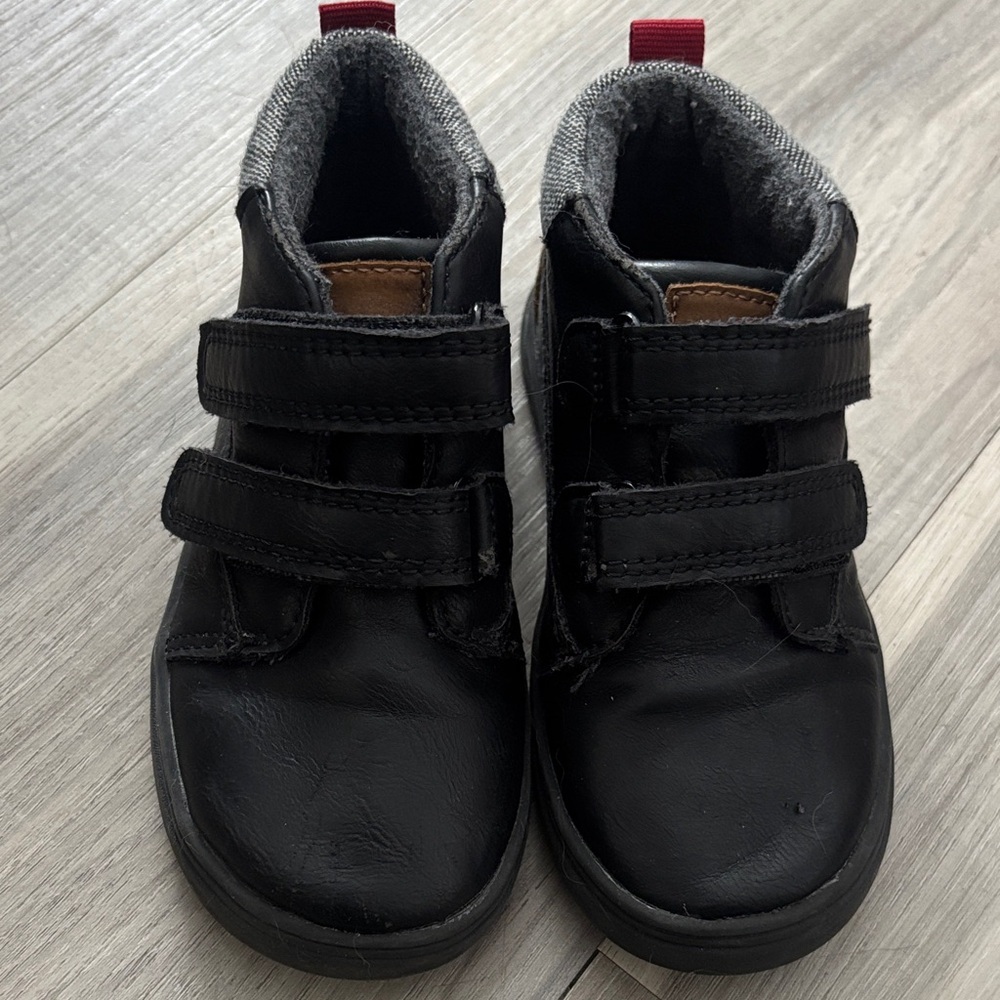 Cat and Jack Velcro sneakers size 9